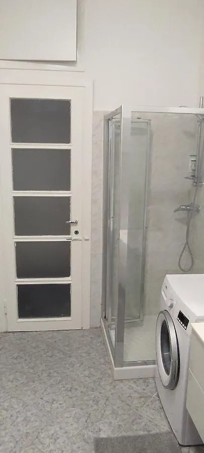 Melaverdeflat Milano Porta Venezia-Dateo Metro 4 0*, Milan Italy